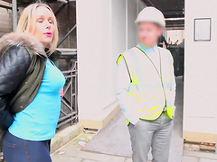 Amateur slut Ashley Rider loves pissing outdoors and being dirty