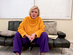 Blonde MILF Dee Williams gets her wet pussy smashed in POV