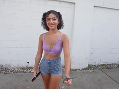 Fit stranger Dani Diaz takes money to be fucked in wet pussy