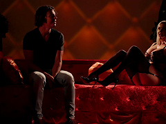 The couple Amber Jayne made a home porn video with sexy lingerie and stockings