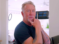 Freya Parker with trimmed pussy having fun in the backstage