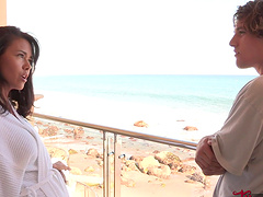 Natural tits babe Dana Vespoli moans while riding a stiff dick