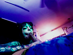 Kinky chick gives a blowjob and gets fucked in orgasmic pussy