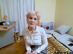 Mature Sabrina wearing stockings gets fucked from behind - HD