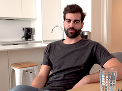 Natural tits blonde gets licked by Renato and kinuski