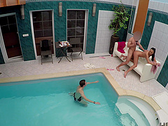 Brunette Anna Rose gets fucked by her boyfriend by the pool