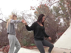 Dana Vespoli having fun while pleasuring Jessie Andrews's cunt