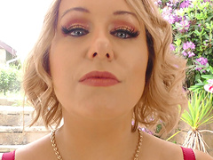 Voluptuous bbw in lingerie teases with her big natural tits