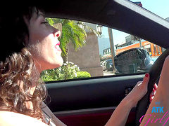 Homemade video in POV with Vera King being fingered on the bed