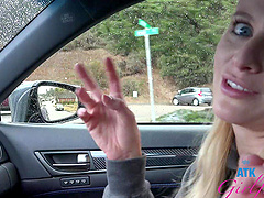 Paris White enjoys while getting pleasured by her boyfriend. HD