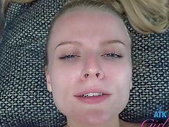 Paris White enjoys while getting fucked hard by her dirty BF