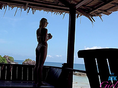 Carmen Caliente enjoys while teasing her boyfriend on the beach