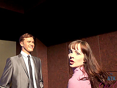 Brunette hottie Aliya Brynn gives her boyfriend a steamy blowjob