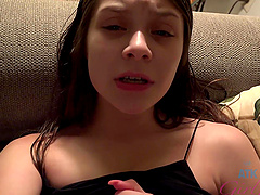 Homemade video of trimmed pussy Winter Jade getting fucked good