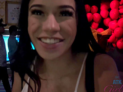 Savannah Sixx enjoys while being fingered - Homemade foot fetish