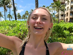 Chloe Temple enjoys while sucking her boyfriend's dick in POV