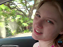 Melody Marks moans while getting fingered in the car - POV