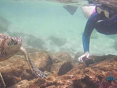 Melody Marks moans while getting fingered in the car - POV