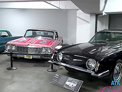 Homemade video in POV with Venus Vixen getting nicely fingered