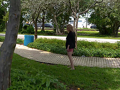 Busty babe Lindsey Lakes loves big black cock