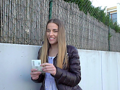 Italian stallion Erik Everhard gets a mind-blowing bj from his long-haired lover