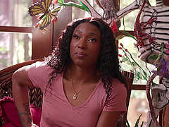 Sizzling hot Sizi Sev takes control in a wild threesome