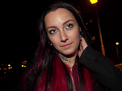 Bubble butt stranger Sharlotte Thorne takes money to be fucked