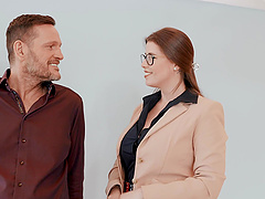 Curvy babe with long hair gives Ian Scott a sloppy blowjob