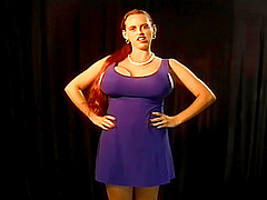 Homemade video of a chubby brunette giving a nice blowjob