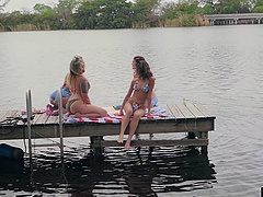 Lacy Tate and Johnny Love's public pussy playtime