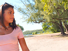 Natural tits and a nice ass on display in public