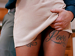 Ebony goddess Cali Caliente shows off her oral skills