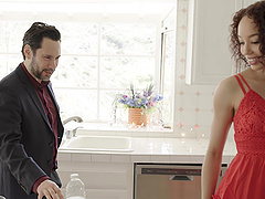 Sexy skinny babe gets handjob and boobs played with