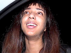 Brunette babe enjoys reverse cowgirl ride in car