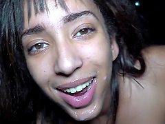 Brunette babe enjoys reverse cowgirl ride in car