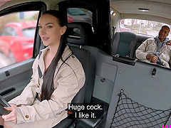 Interracial couple gets kinky in the car