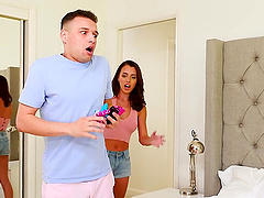 Brunette hottie shows off her nice ass in tight shorts