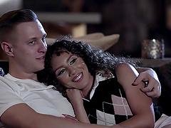 Natural tits beauty Alex Mack gets her pussy pounded by her lover