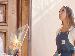 Brunette bombshell Kimora Quin and her girlfriend go wild in a 69