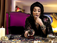 Trans beauty Ariel Demure seduces her roommate Vanessa Vega