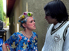 Group sex with a kinky twist featuring a sporty milf