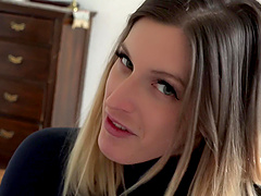 Steamy lesbian couple enjoys a hot blowjob and cumshot