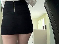 Gia Paige takes a mouthful of cum in this steamy sex video