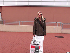 Beautiful woman with natural tits Steve Q has sex in a car