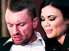 Three's company: horny milf gets a double blowjob in nylon