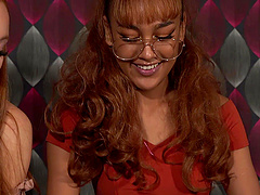 Beautiful brunette Lara Lee gives a very hot blowjob.