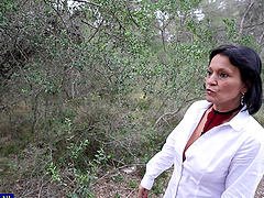 Beautiful brunette Camilia Love gives a blowjob and have hot sex in missionary position.