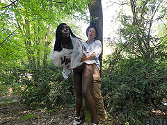 Long-haired beauty gets licked by her hot bride friend in the forest