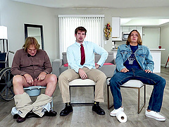 Big tits homemade brunette gets pumzied by a gangbang