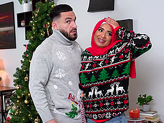 Arabian beauty gets a facial with cum in mouth while giving a blow job